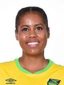 Dominique·Bond-Flasza