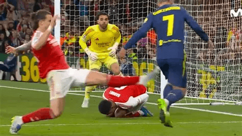 Kontroversi Penalti Liga Champions: Antoine Griezmann Dijatuhkan Namun Tidak Diberikan Penalti, Memicu Kemarahan